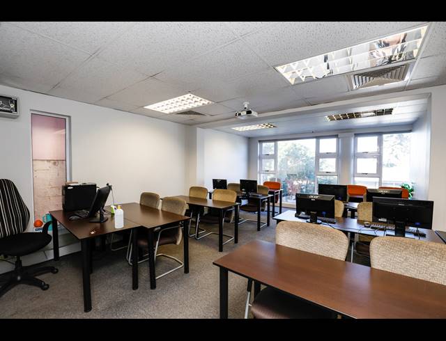990M² BUSINESS CENTRE FOR SALE IN MORNINGSIDE